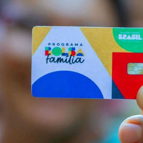 Caixa paga novo Bolsa Família a beneficiários com NIS de final 3