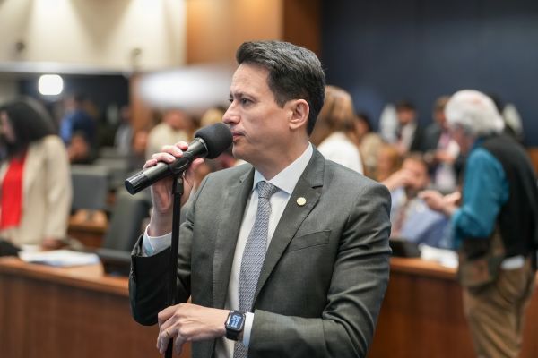 Alerj aprova Projeto de Lei Disque-Barricada de autoria do deputado Fabio Silva