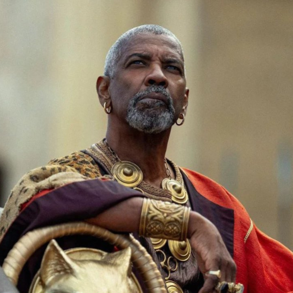 Denzel Washington compartilha jornada de fé e se diz mais específico