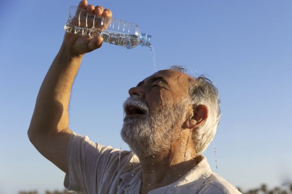 Calor extremo: Rio com temperaturas em torno dos 40 °C até domingo (28)