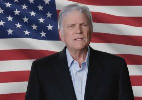 5238-franklin-graham-convoca-americanos-para-tempo-de-oracao-e-arrependimento-3.jpg