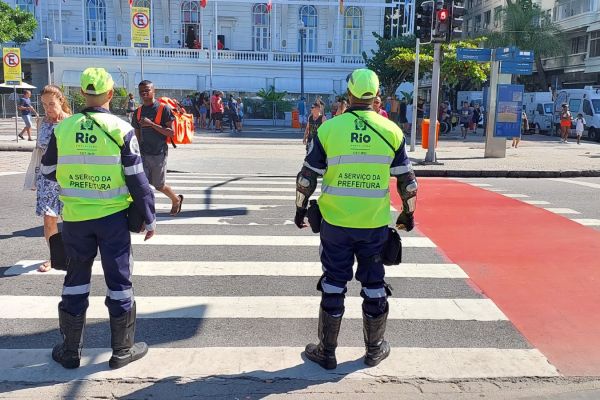 CET-Rio monta operação especial de trânsito para o Réveillon 2026