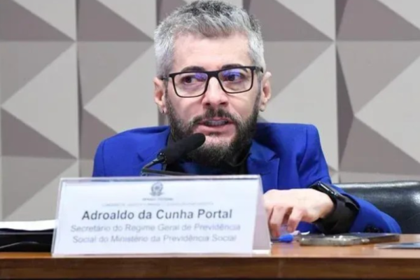 Ministro exonera secretário-executivo da Previdência após prisão em operação contra fraudes no INSS